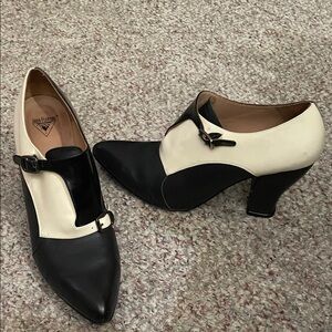 John Fluevog Two-Tone Black and Cream double buckle Heels- gorgeous